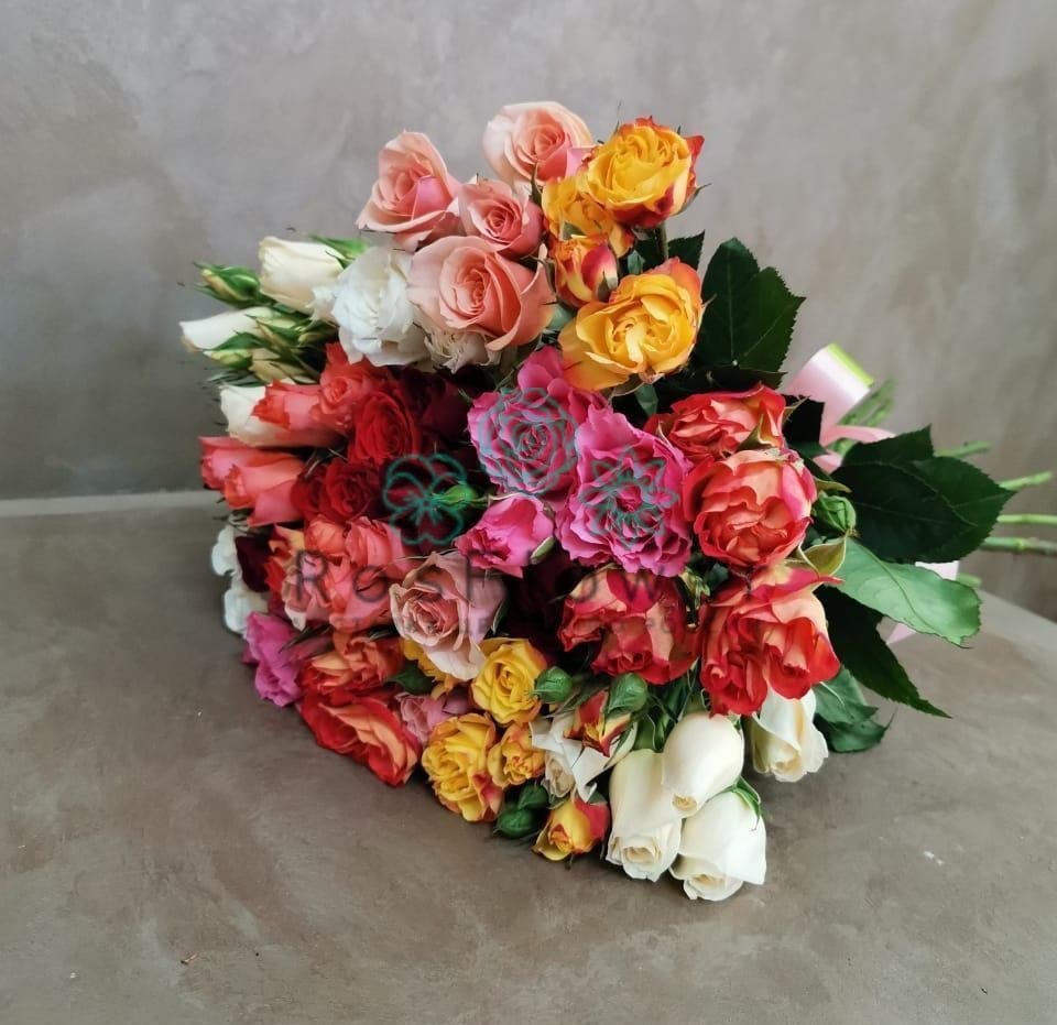 Букет цветов из: Розы в Дебесы