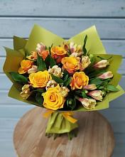 Букет цветов из:  Альстромерии и Розы в Дебесы