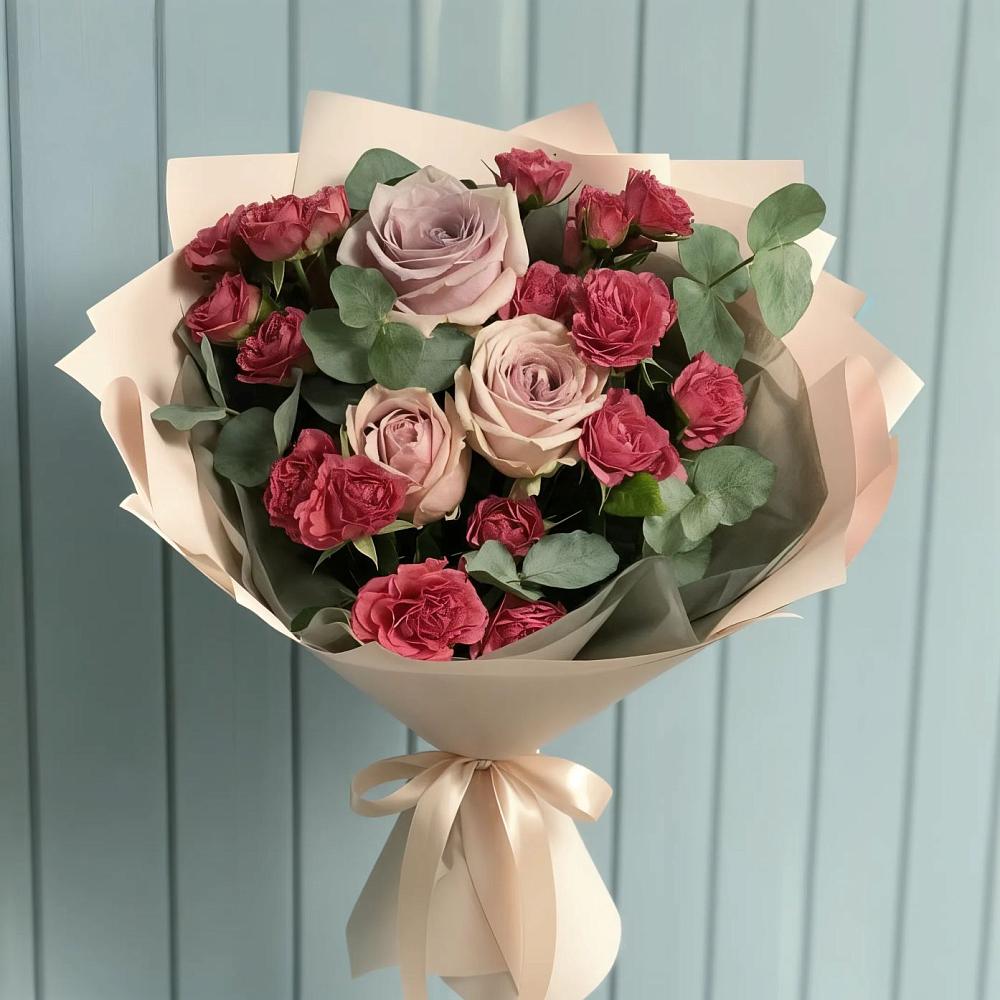 Букет цветов из: Гвоздики и Розы в Дебесы