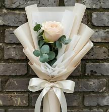 Букет цветов из:  Розы в Дебесы