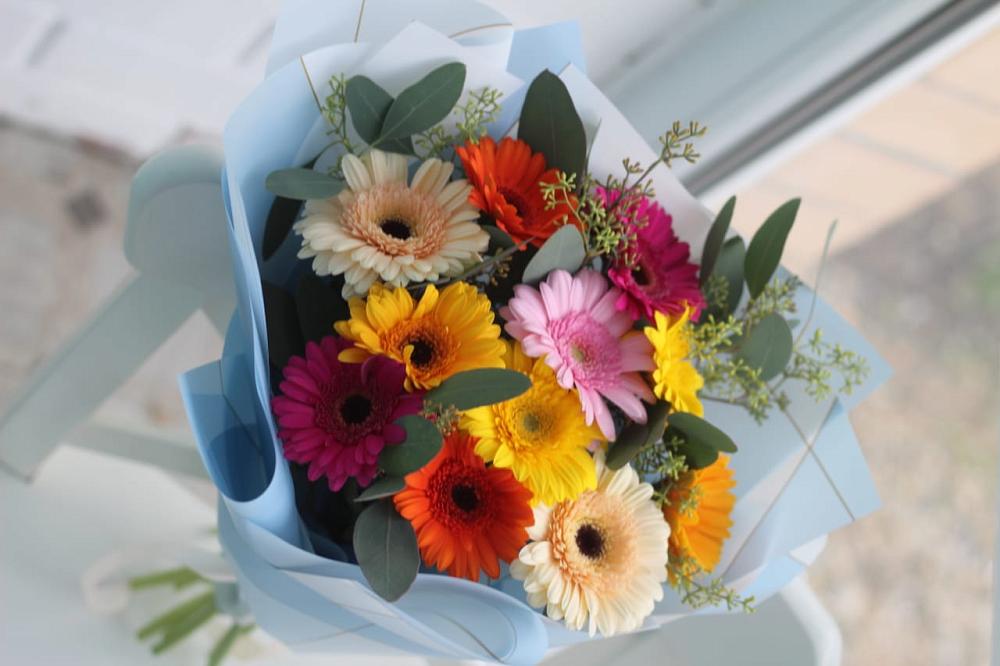 Букет цветов из: Герберы в Дебесы