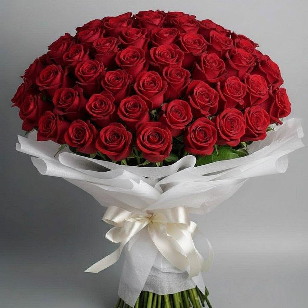 Букет 101 Красная роза Блэк Мэджик в Дебесы
