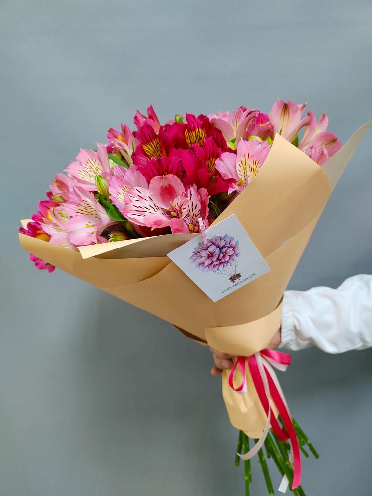 Букет цветов из: Альстромерии в Дебесы