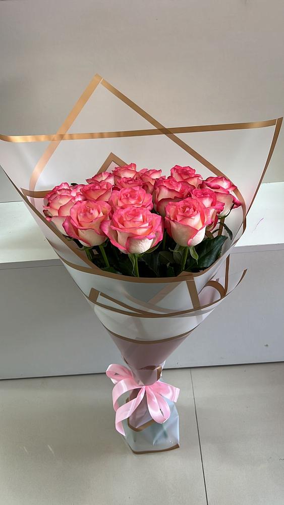 Букет Розовые розы Сеньорита в Дебесы
