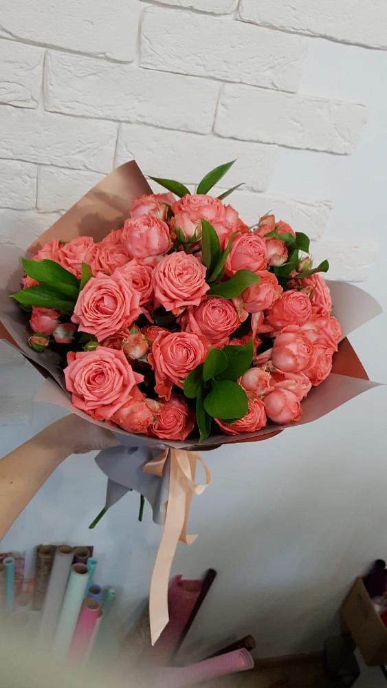 Букет цветов из: Розы в Дебесы