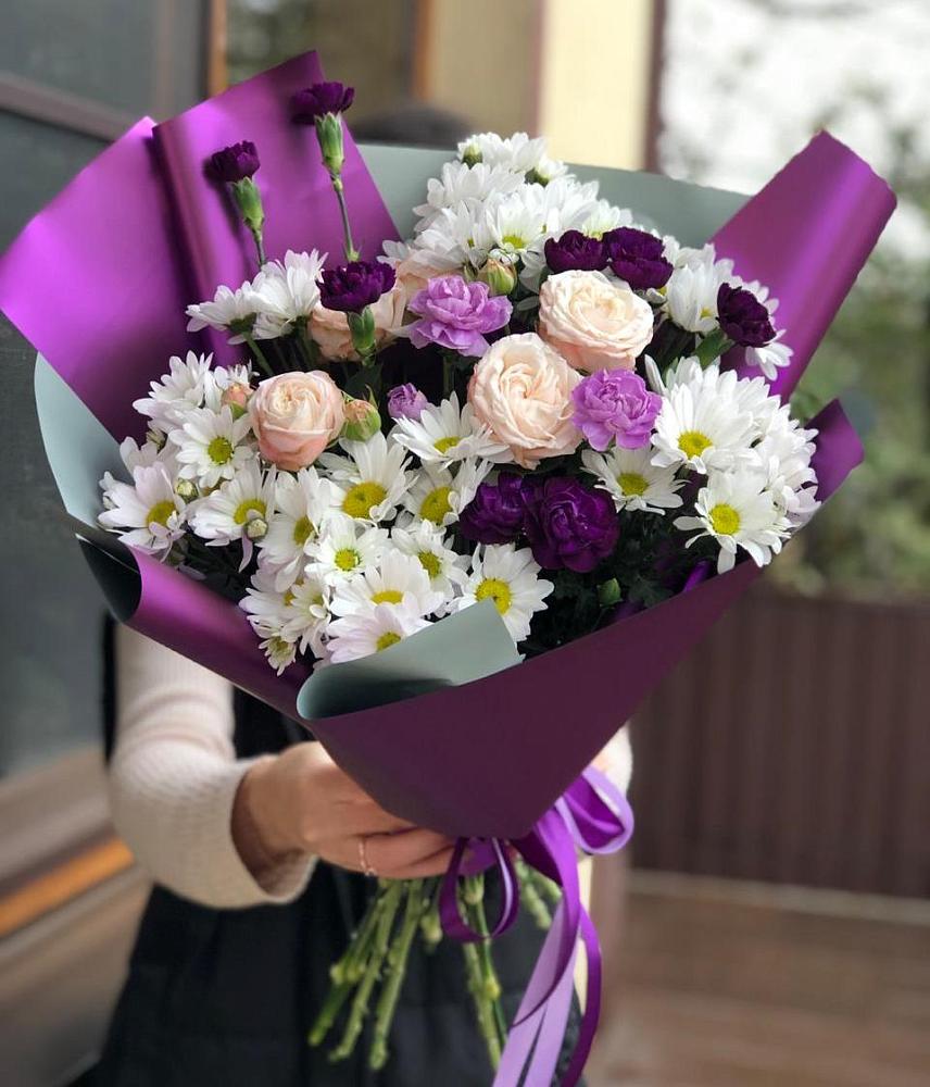 Букет цветов из: Хризантемы, Гвоздики и Розы в Дебесы