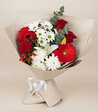 Букет цветов из:  Розы, Хризантемы, Герберы и Лилии в Дебесы