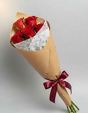Букет цветов из:  Розы в Дебесы