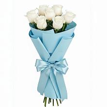 Букет 7 белых роз Проуд в Дебесы