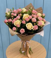 Букет цветов из:  Розы в Дебесы