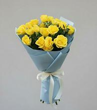 Букет цветов из:  Розы в Дебесы